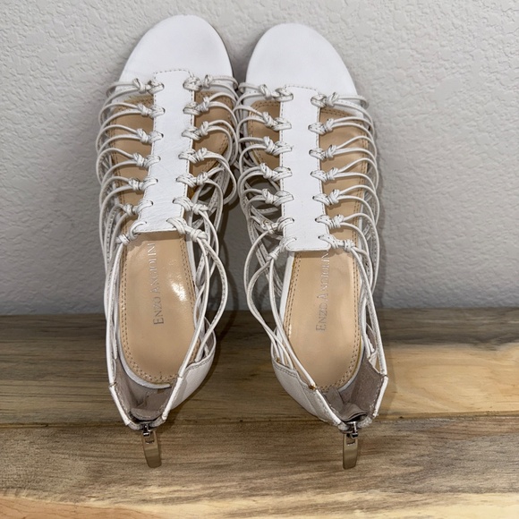 Enzo Angiolini White Leather Strappy Sandals Kitten Heel Zip Gladiator Size 7 - Picture 10 of 16